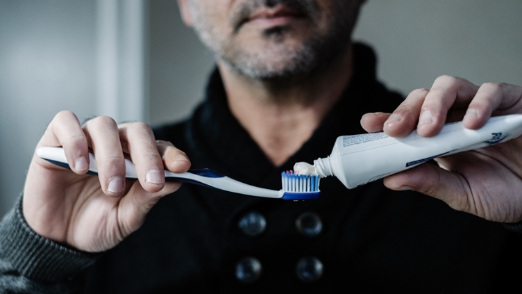 A little help with a dental routine I'll stick to? All over it.